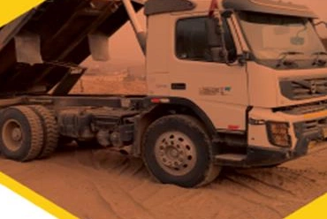 Volquete mostrado en el brochure de L & L Maquinarias